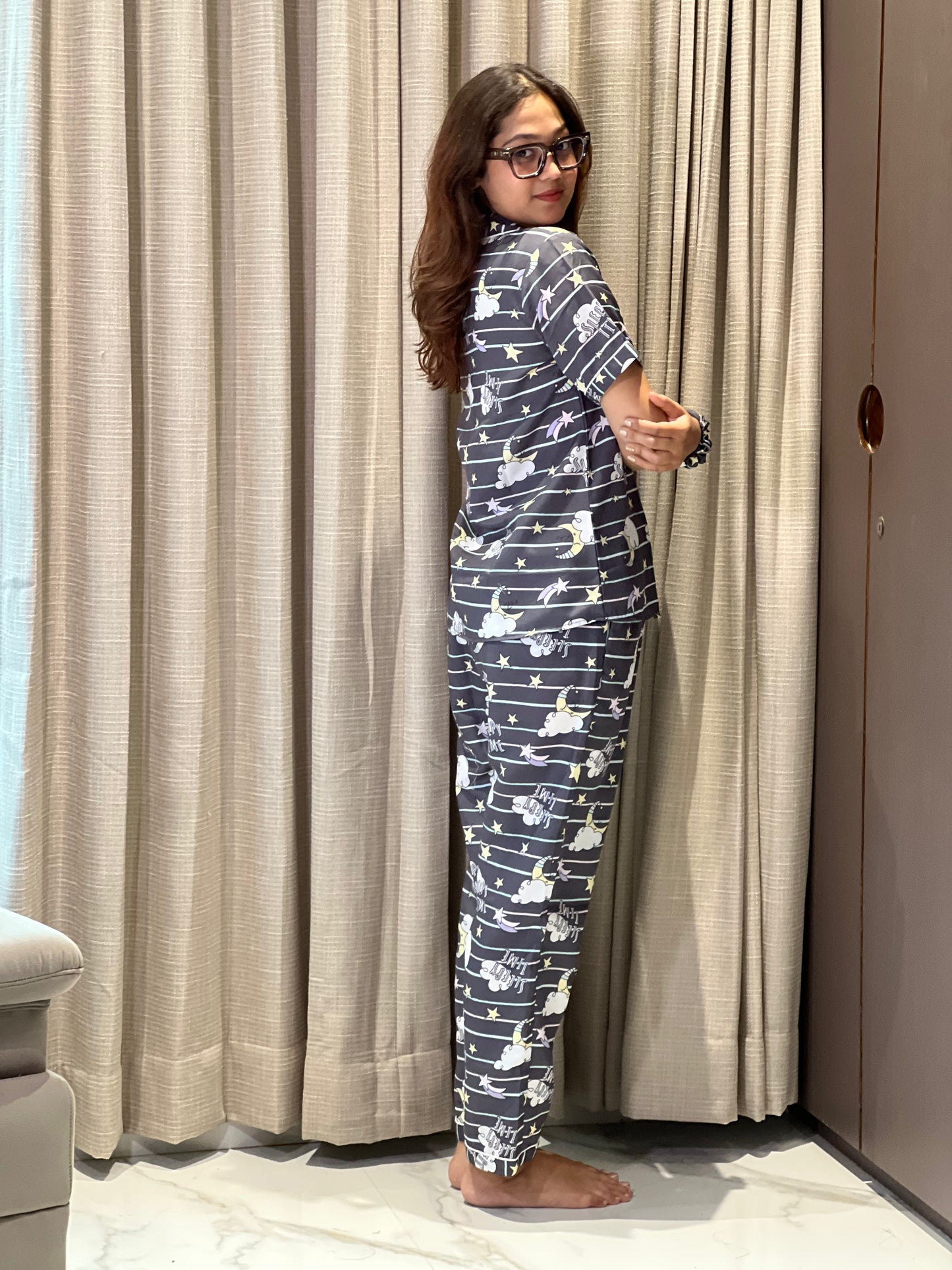 STAR PRINTED NIGHT SUITE WITH SCRUNCHES